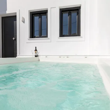 Nostos * Kamari (Santorini)