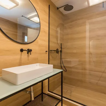 Nostos Apartment *